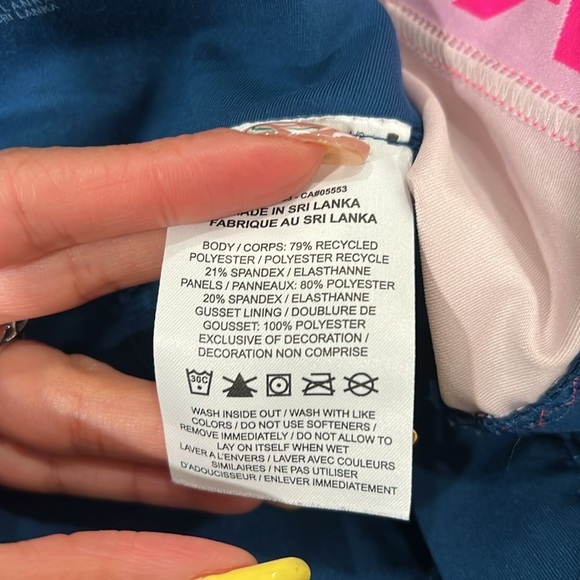 🔥Nike Blue and Pink Athletic Leggings🔥 - Picture 8 of 8